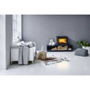 Scan 1003 B inklusiv drei Boxen, im Wohnzimmer mit Stoffcouch, viele Kissen und Wolldecke.